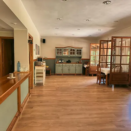 Hotel De Montana Uson *
