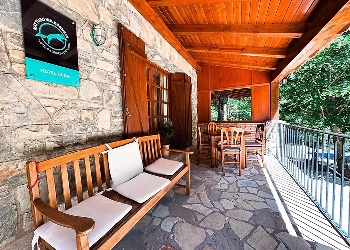 מלון De Montana Uson